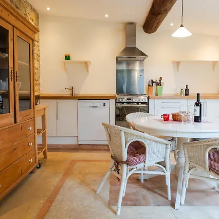 Chateau Les Sacristains Aparthotel Montagnac (Herault)