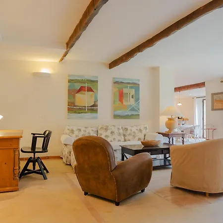 Aparthotel Chateau Les Sacristains