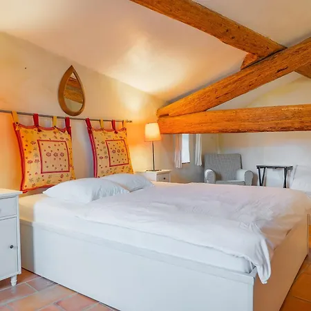 Chateau Les Sacristains Aparthotel 3*