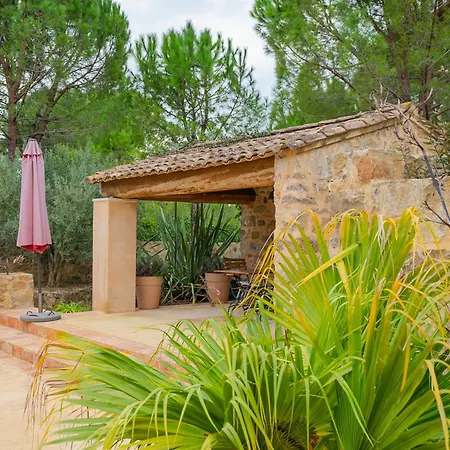 Aparthotel Chateau Les Sacristains 3*