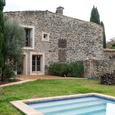 Chateau Les Sacristains Aparthotel 3*
