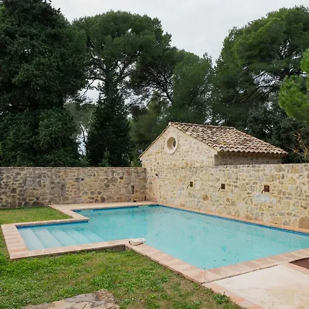 Chateau Les Sacristains Aparthotel Montagnac (Herault)