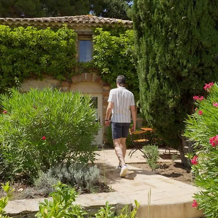 Chateau Les Sacristains Aparthotel Montagnac (Herault)