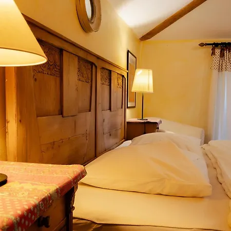 Chateau Les Sacristains Aparthotel 3*